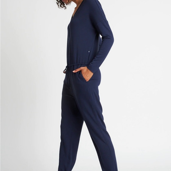 Kit and Ace: Good Feels Long Sleeve jumpsuit - Picture 3 of 4